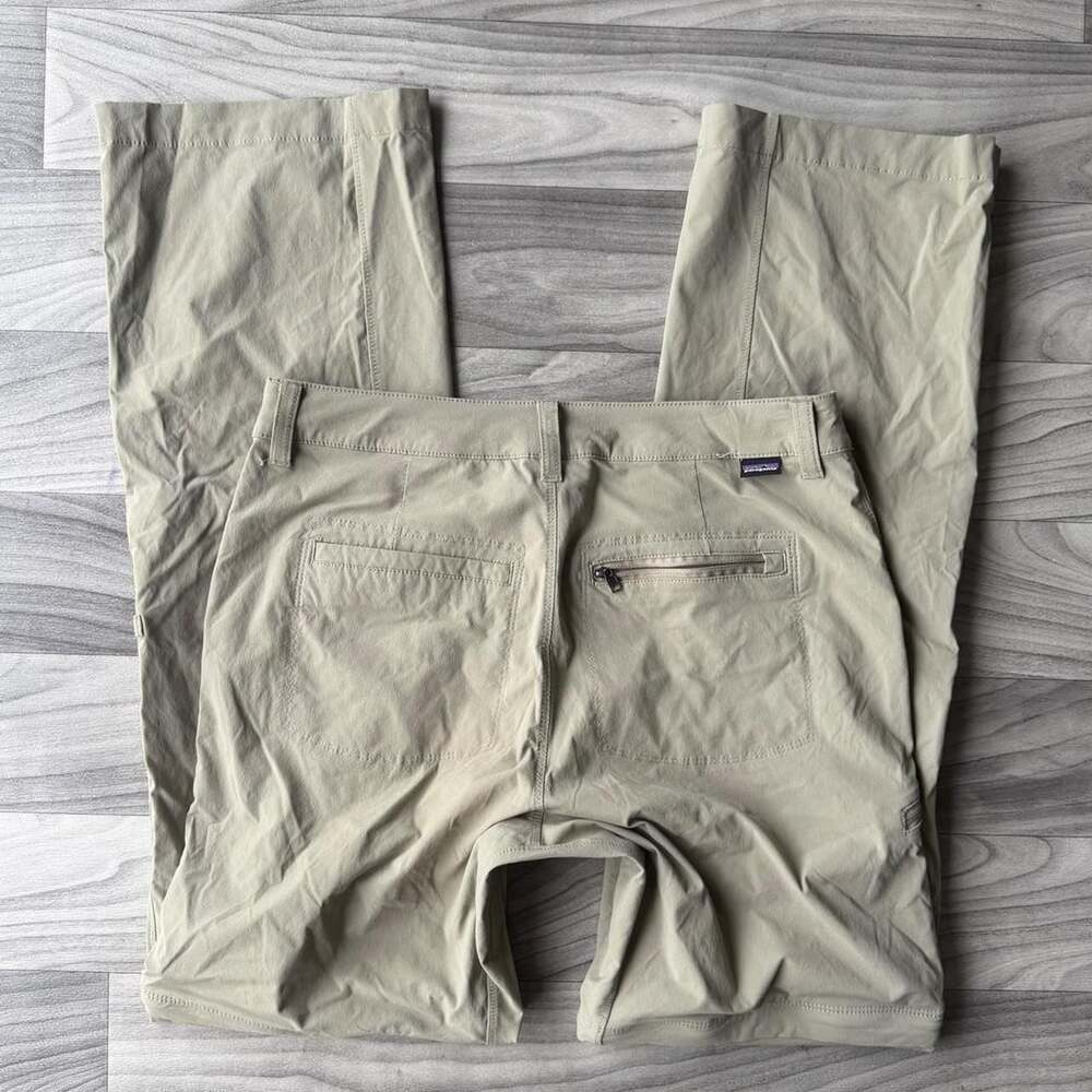 Patagonia Women's Convertible Hiking Pants Tan Size 4 Gorpcore